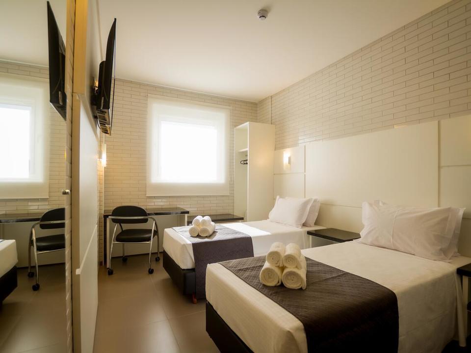 Hotel Confiance Barigui Curitiba Eksteriør bilde