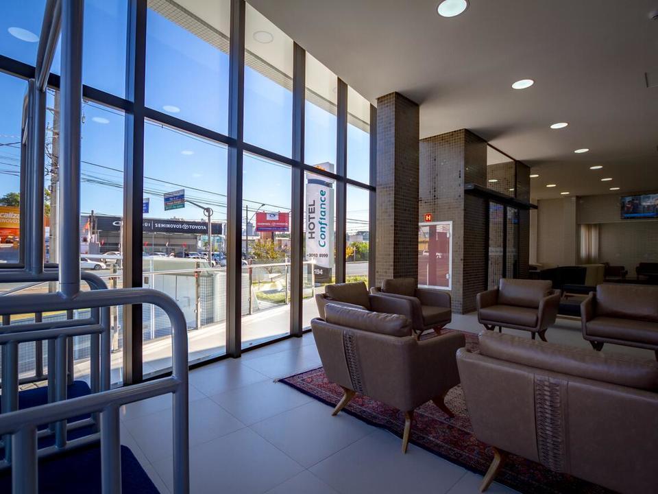 Hotel Confiance Barigui Curitiba Eksteriør bilde