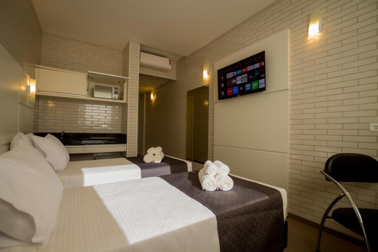 Hotel Confiance Barigui Curitiba Eksteriør bilde